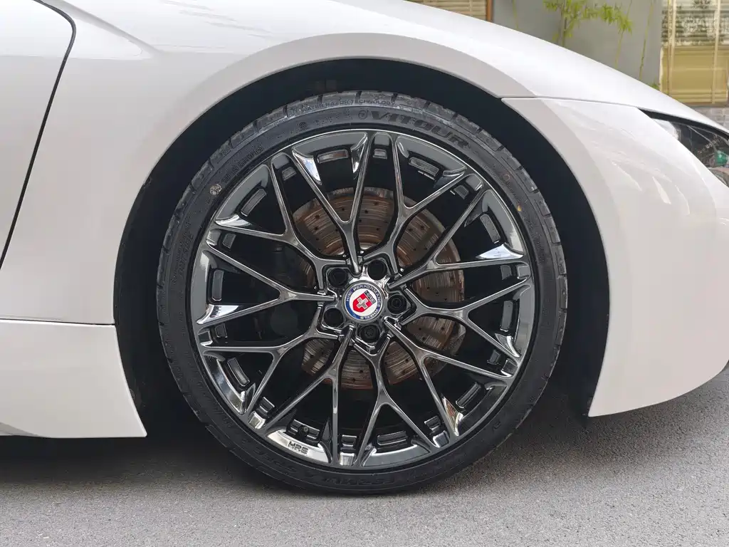 BMW i8 — миниатюра 24