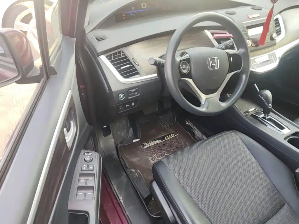 Honda Jade — миниатюра 16