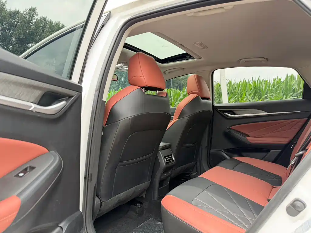 Changan Eado — миниатюра 7