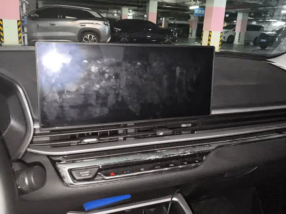 Geely Emgrand — миниатюра 13