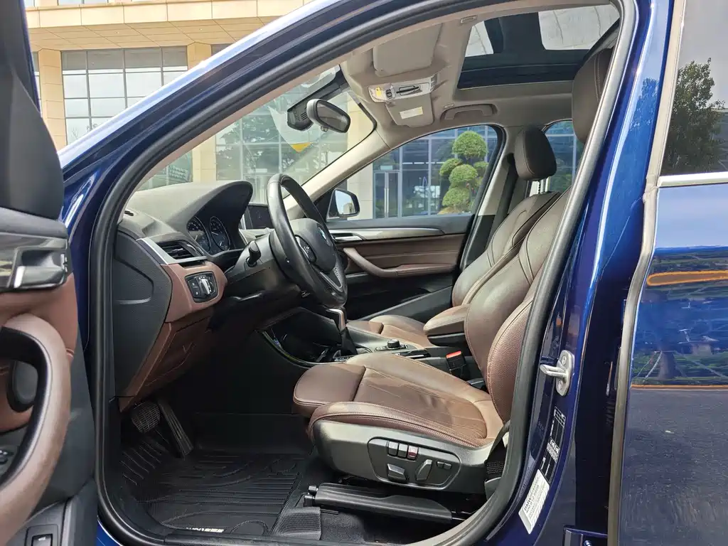 BMW X1 — миниатюра 9