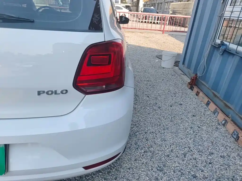 Volkswagen Polo — миниатюра 8