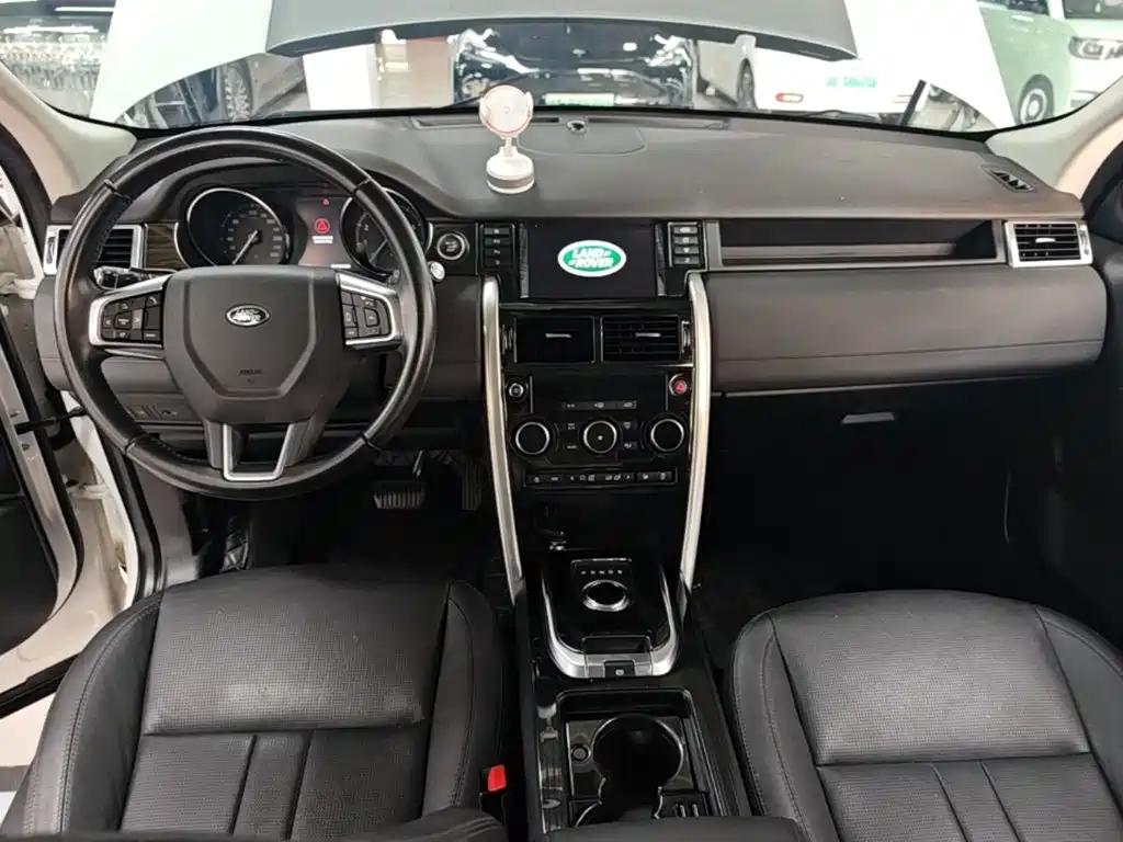 Land Rover Discovery Sport — миниатюра 10