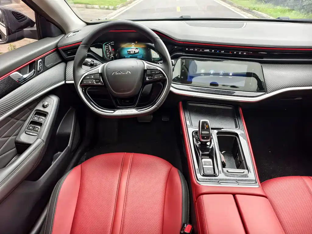 Dongfeng Aeolus Yixuan Max MAX 2022 1.5T