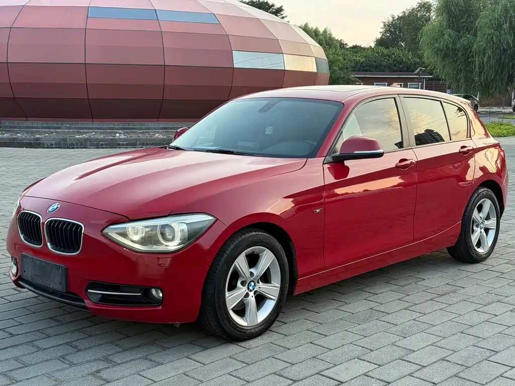 BMW 1 Series (Import)