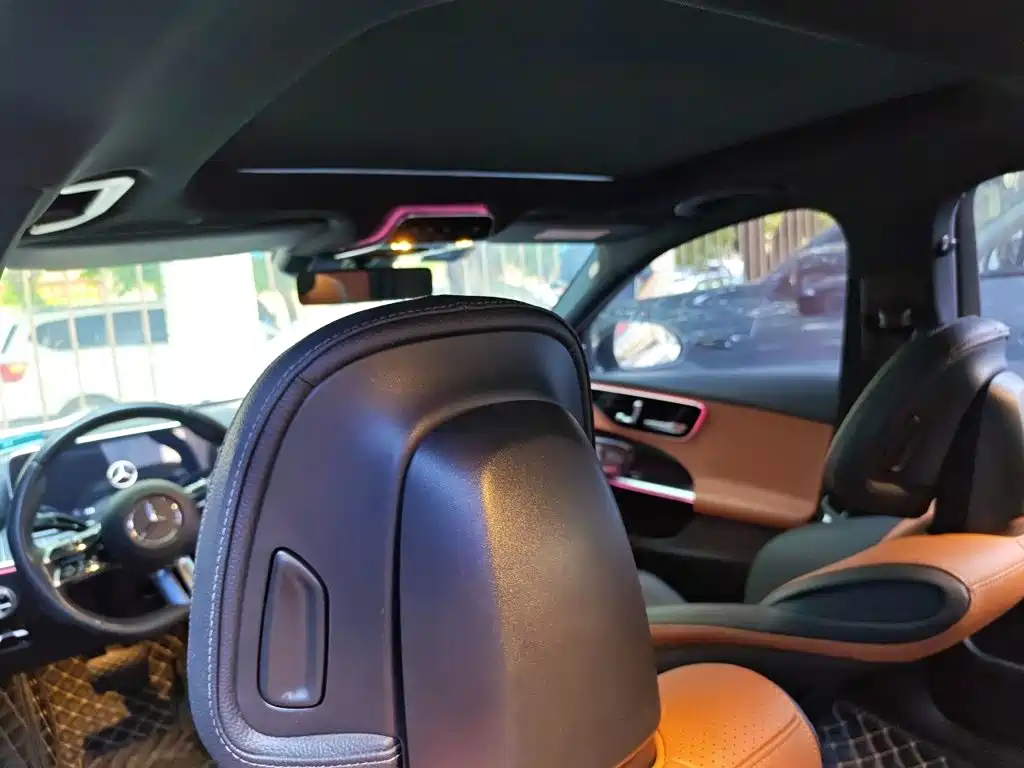 Mercedes-Benz C-Class — миниатюра 9