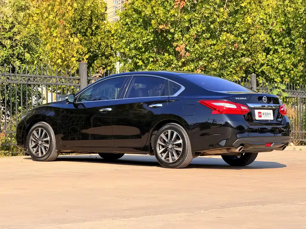 Nissan Teana — миниатюра 4