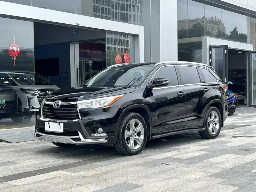 Toyota Highlander — миниатюра 18