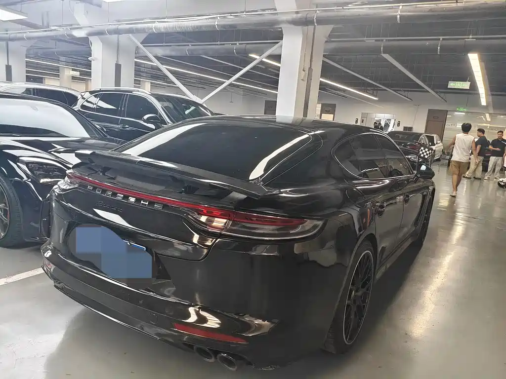 Porsche Panamera — миниатюра 23