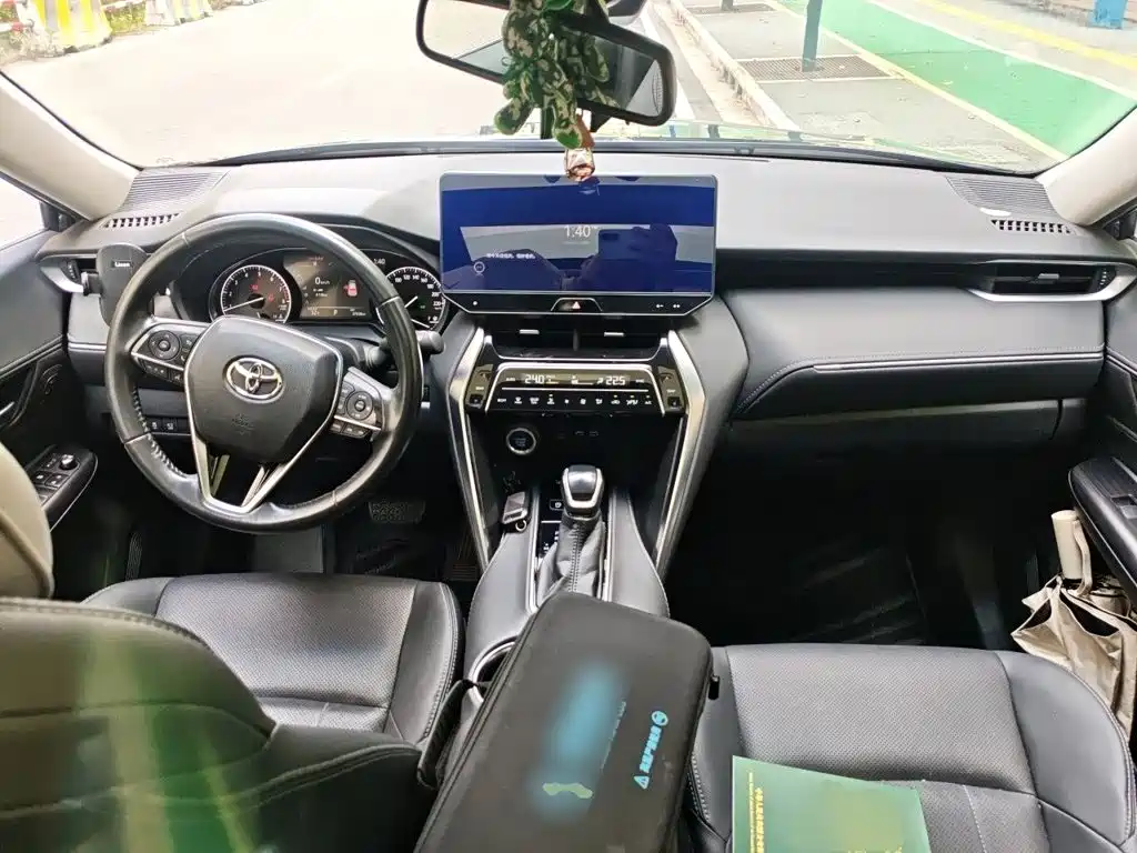 Toyota Harrier — миниатюра 13