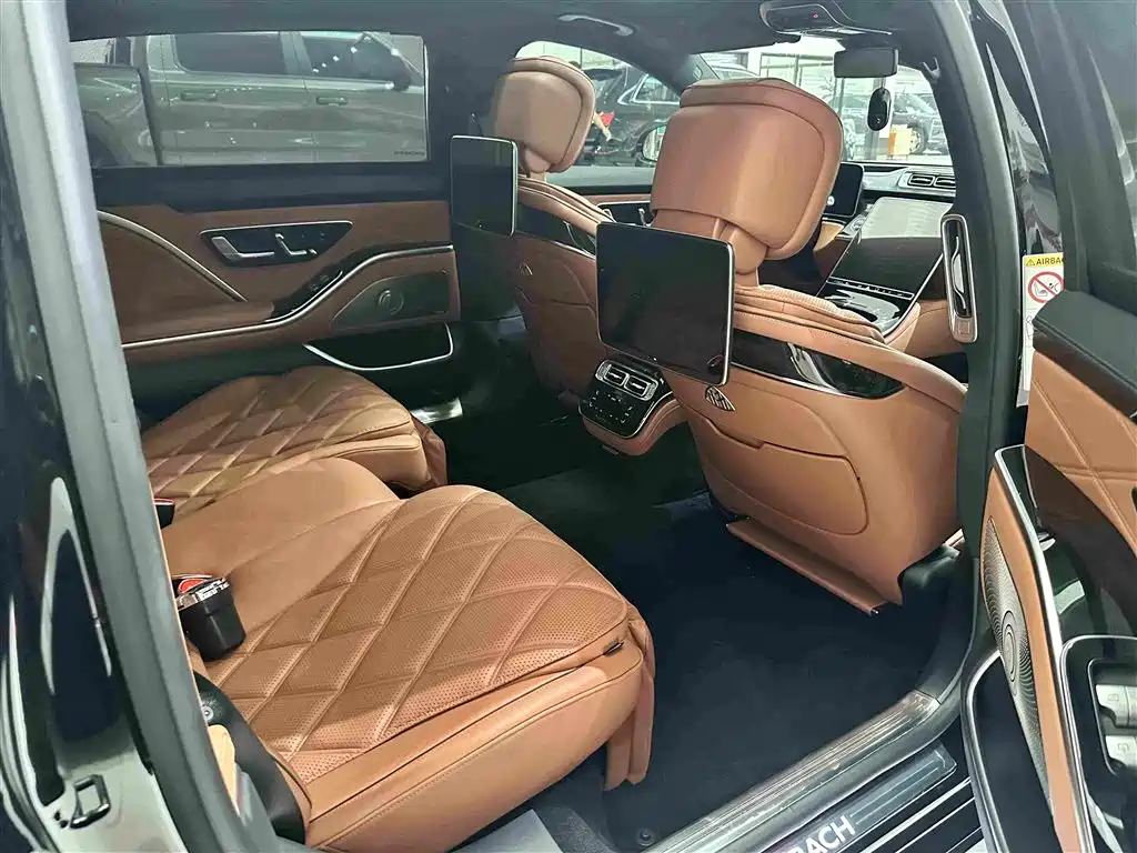 Mercedes-Benz S-Class — миниатюра 16