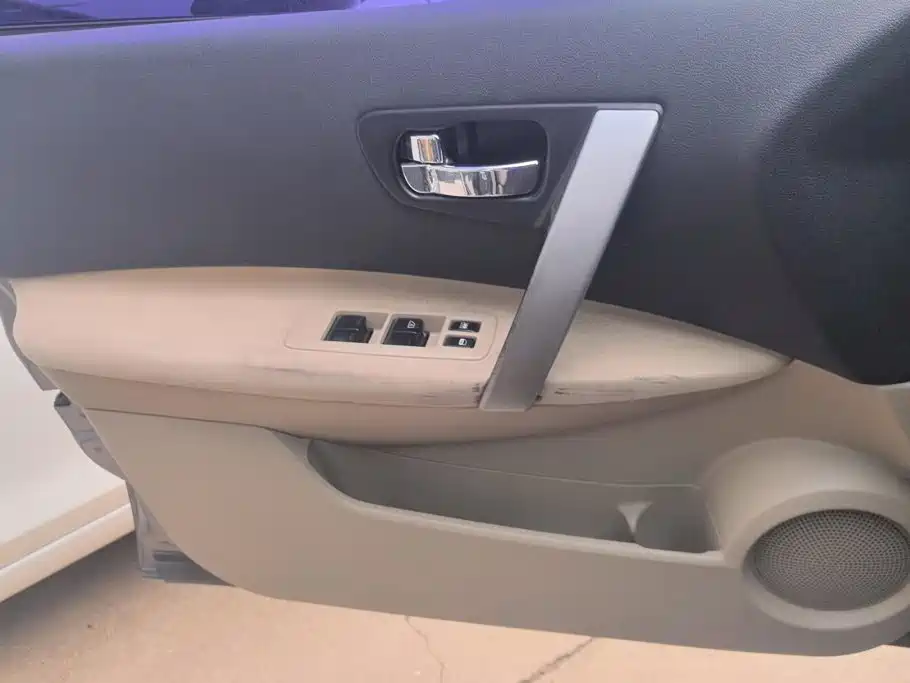 Nissan Qashqai — миниатюра 7