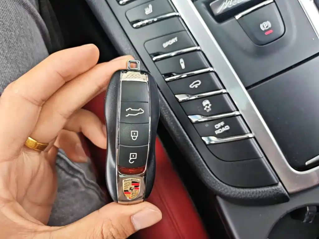 Porsche Macan — миниатюра 9
