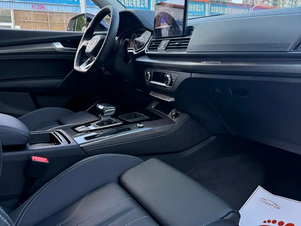 Audi Q5L — миниатюра 14