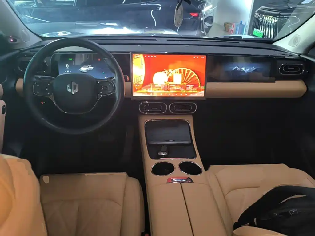 Leapmotor Leapmotor C11 — миниатюра 10