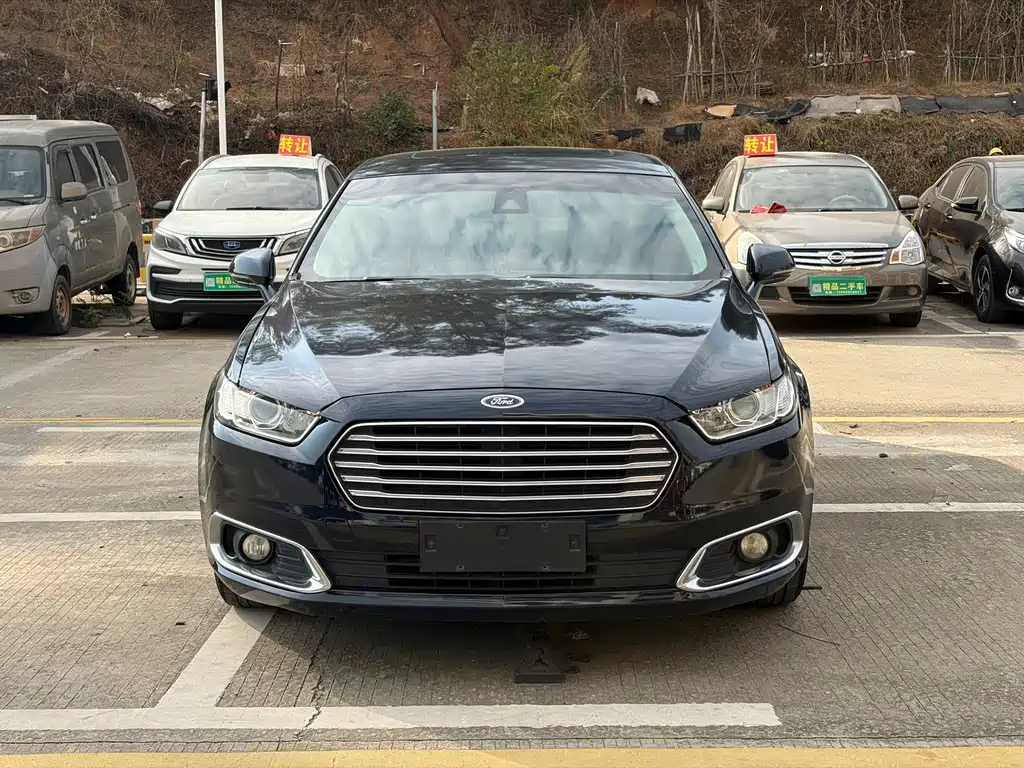 Ford Taurus — миниатюра 2