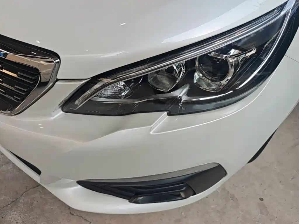 Peugeot 308 — миниатюра 24