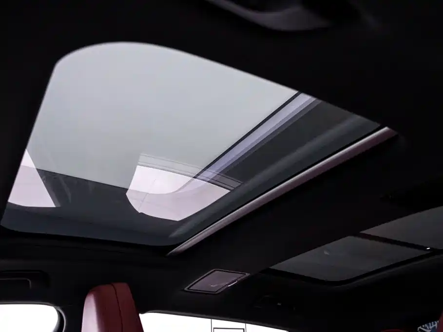 Porsche Panamera — миниатюра 12