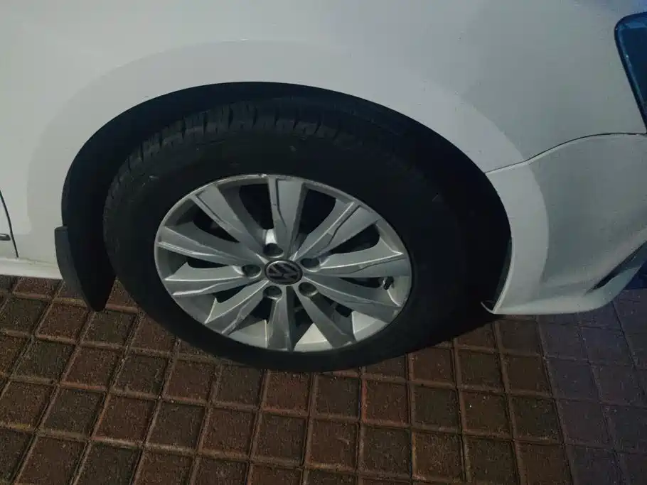 Volkswagen Sagitar — миниатюра 6
