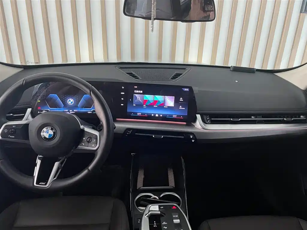 BMW X1 — миниатюра 13