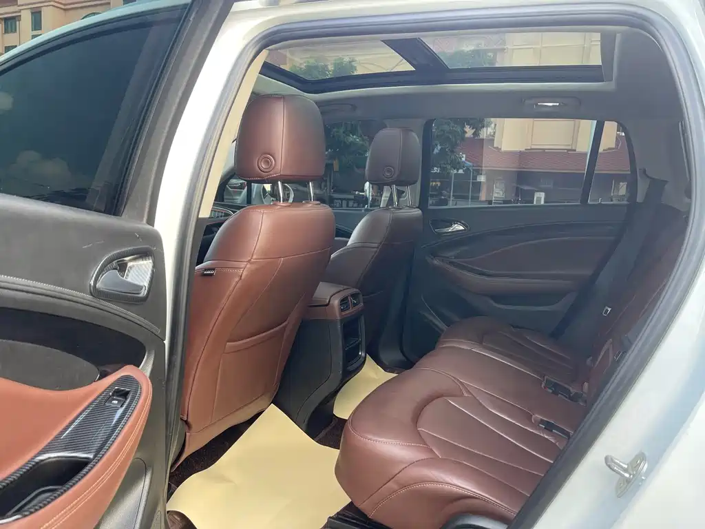 Buick Envision Plus — миниатюра 12