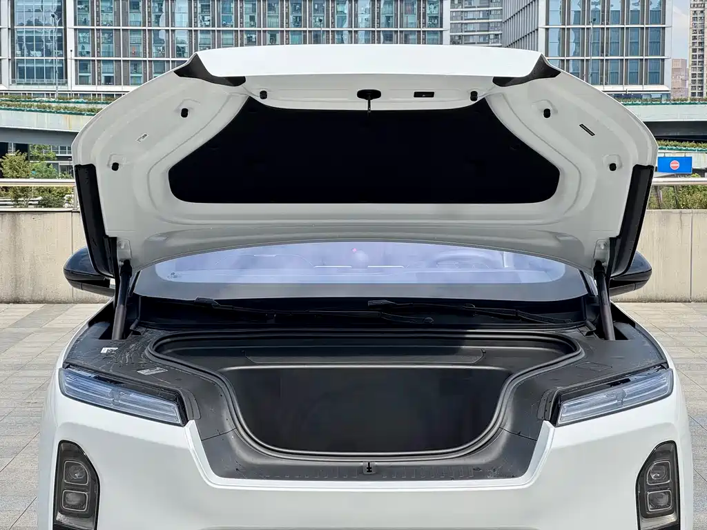 NIO ES8 — миниатюра 6
