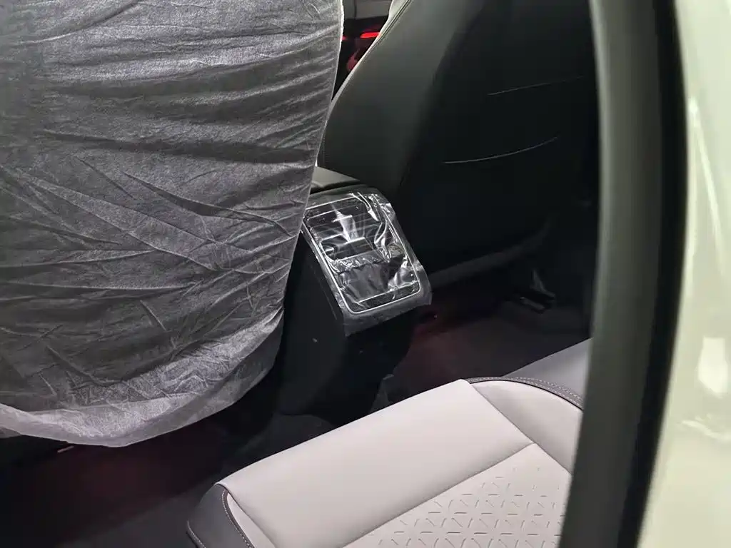 Volkswagen ID.7 VIZZION — миниатюра 17
