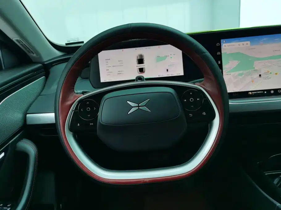 XPeng P7 — миниатюра 15