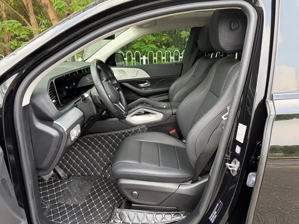 Mercedes-Benz GLE Coupe — миниатюра 10