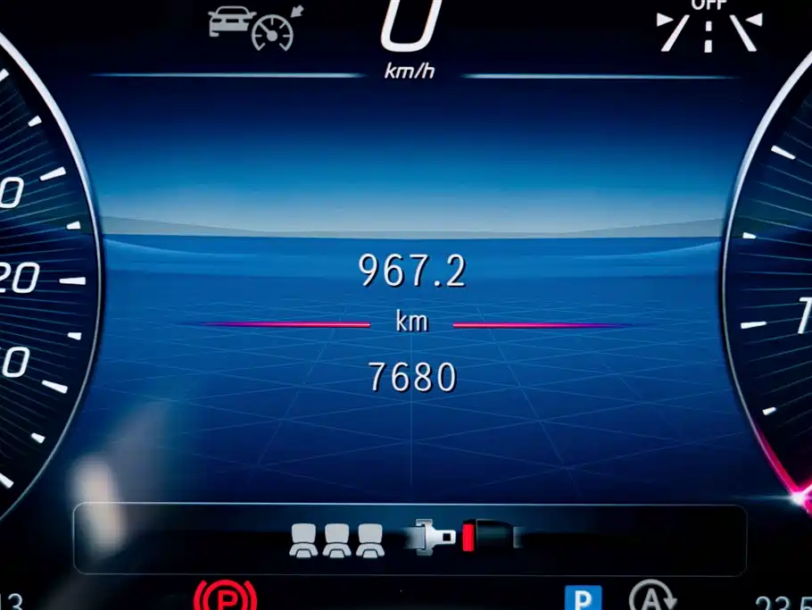 Mercedes-Benz C-Class — миниатюра 14