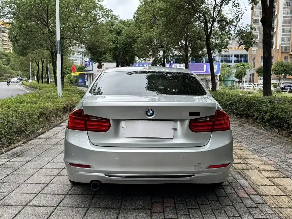 BMW 3 Series — миниатюра 8