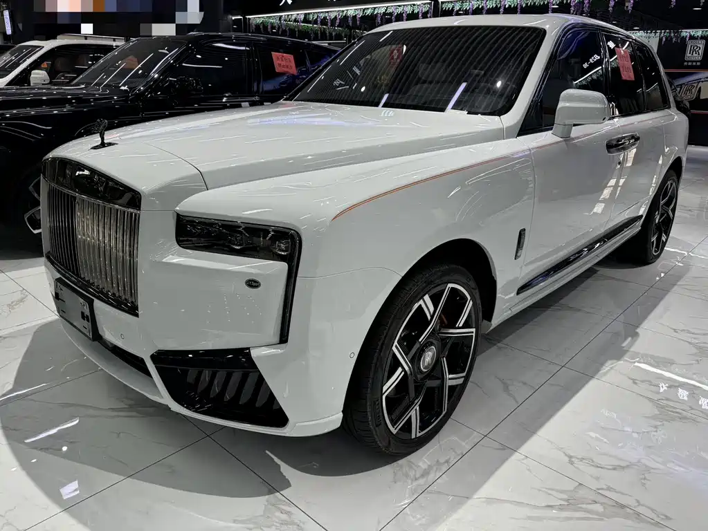 Rolls-Royce Cullinan 0