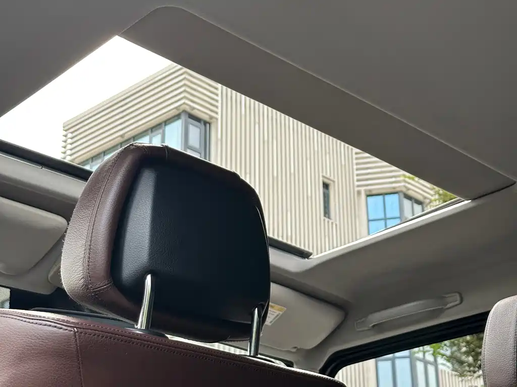 Mercedes-Benz G-Class — миниатюра 26