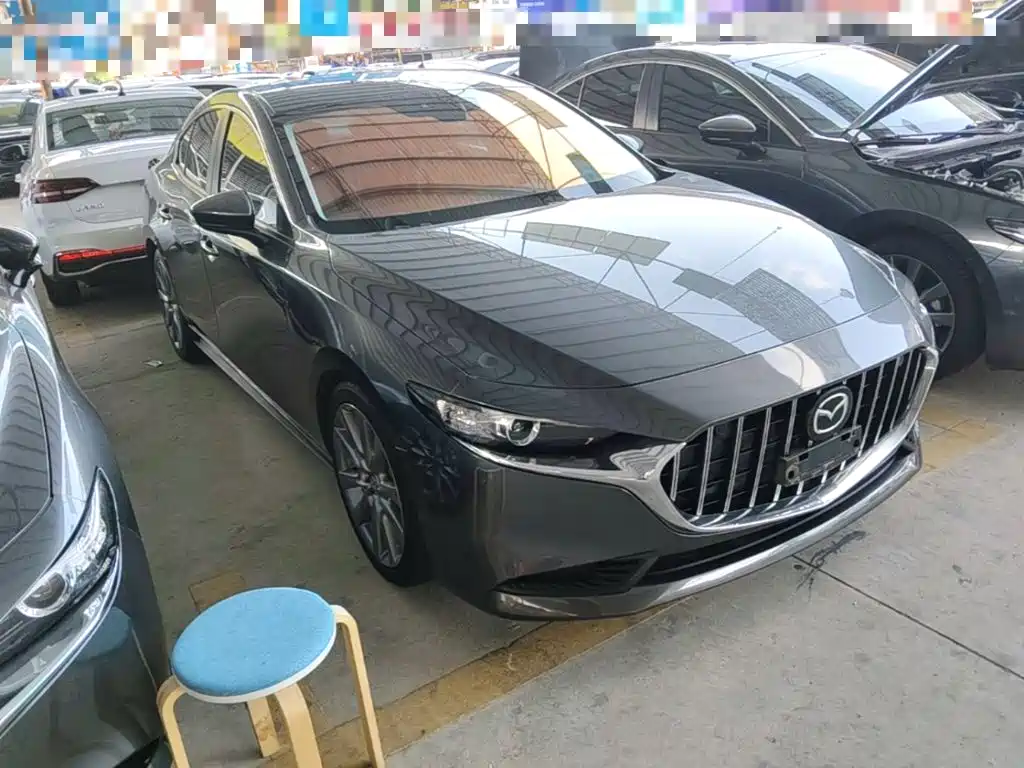 Mazda 3 Axela — миниатюра 4