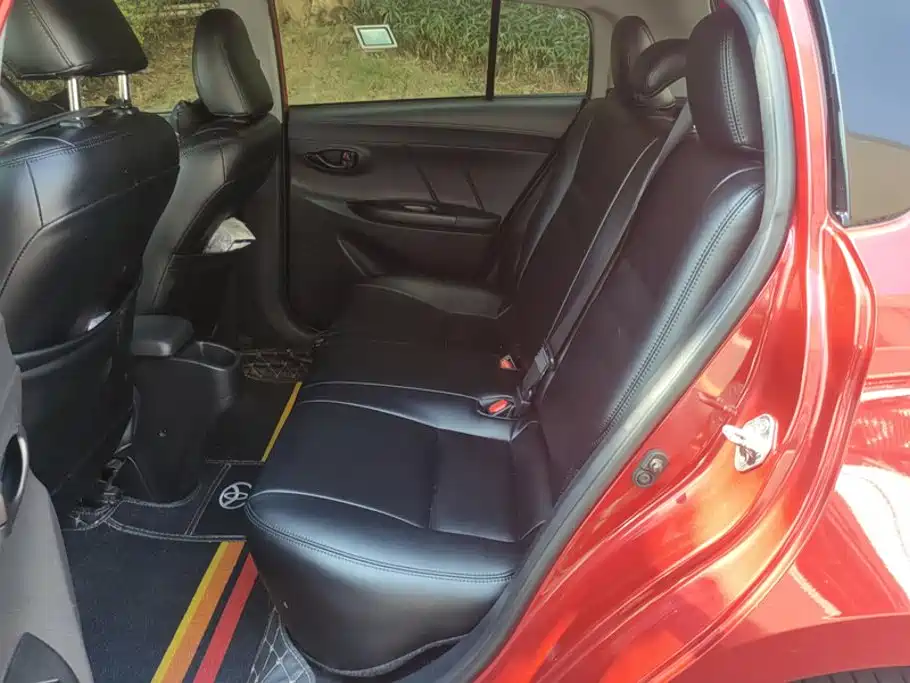 Toyota Yaris L — миниатюра 11