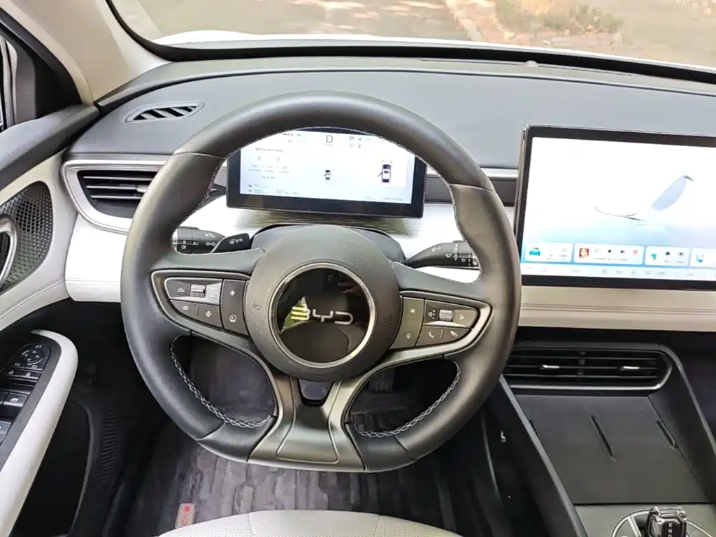BYD Seal 05 DM-i — миниатюра 11