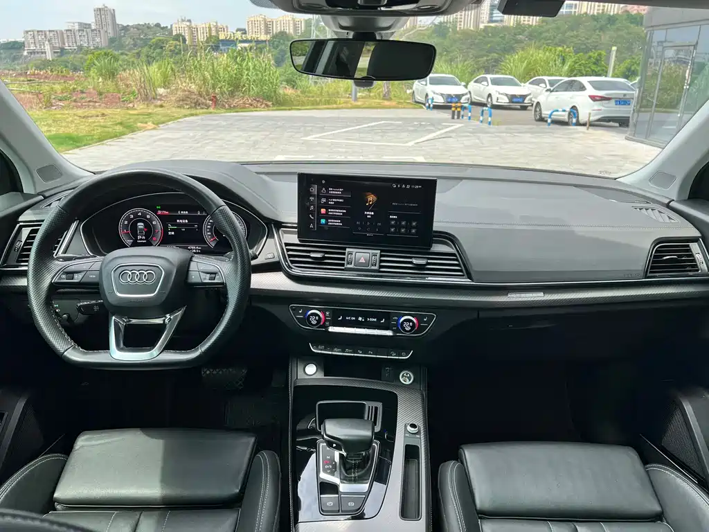 Audi Q5L — миниатюра 11