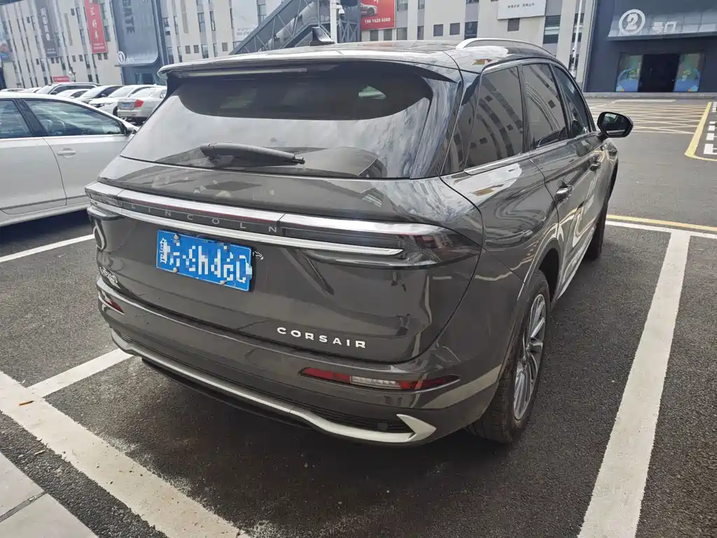 Lincoln Corsair — миниатюра 3