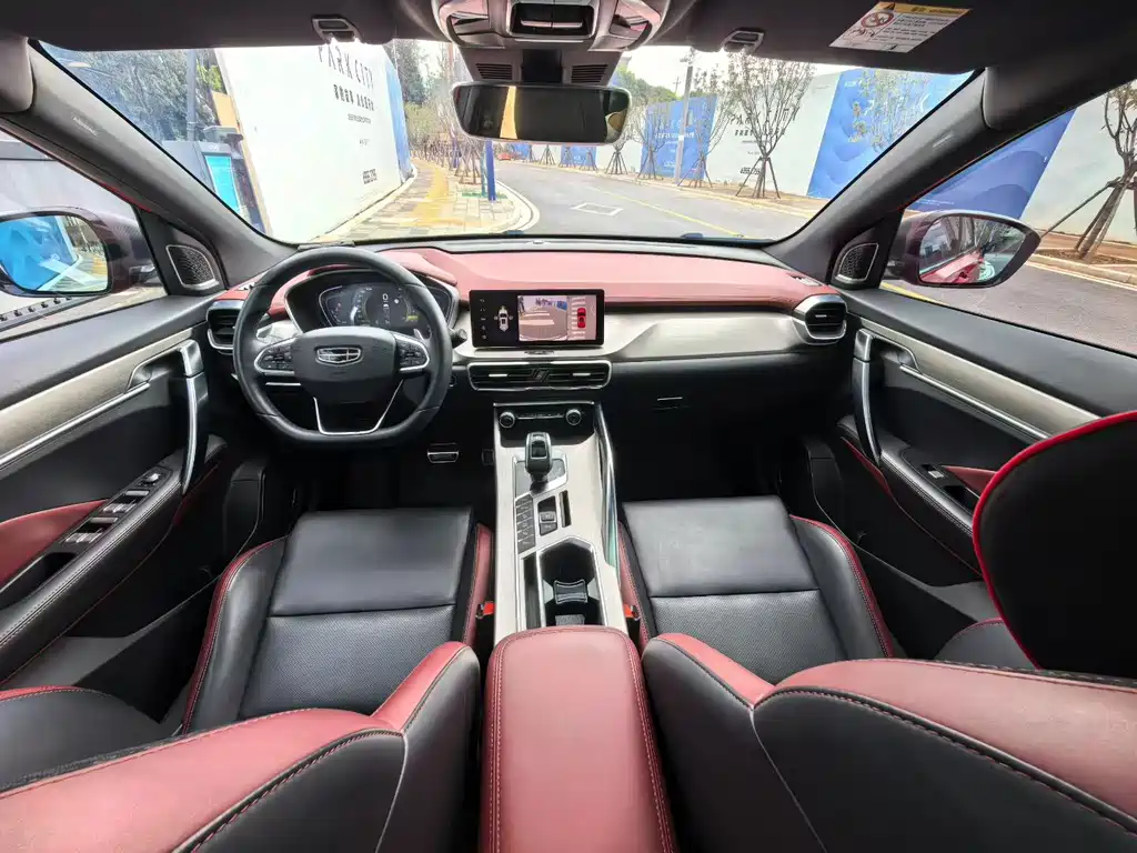 Geely Binyue — миниатюра 6