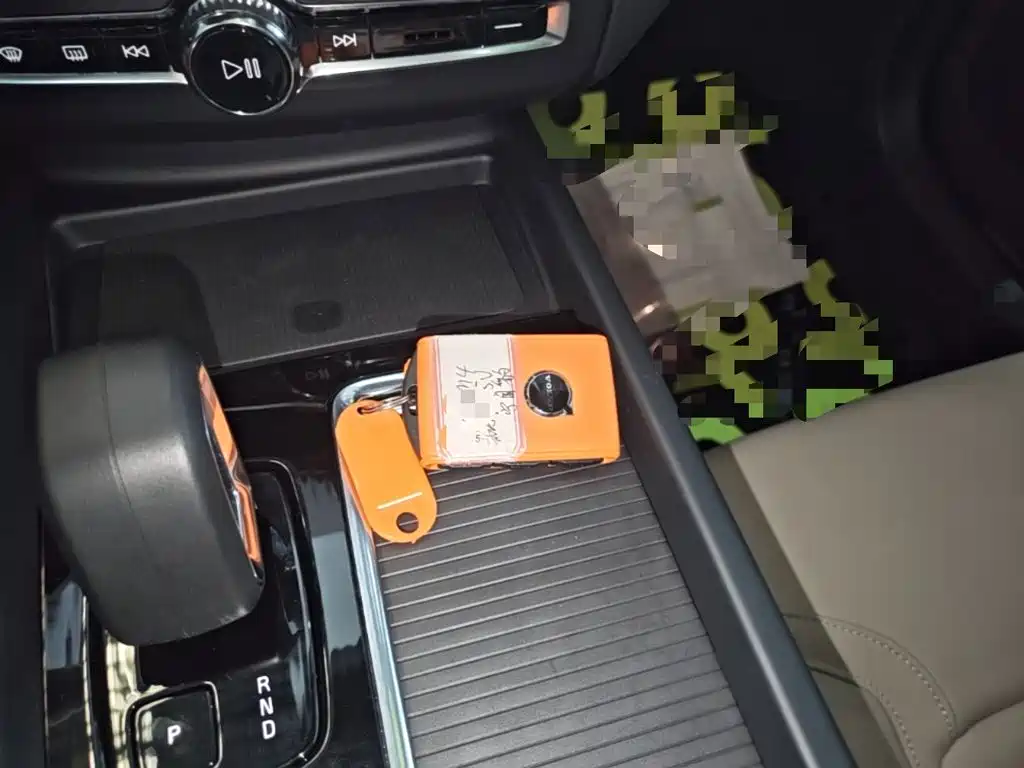 Volvo XC60 — миниатюра 9