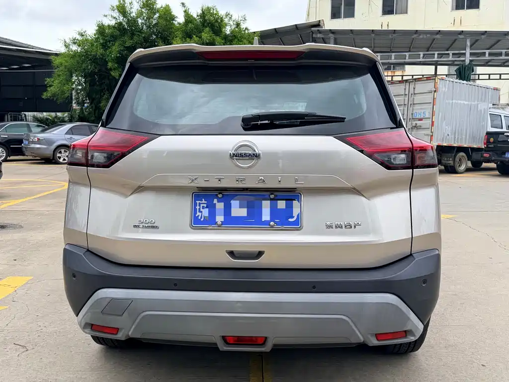 Nissan X-Trail — миниатюра 3