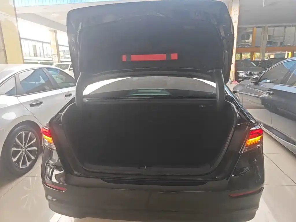 Honda Accord — миниатюра 19