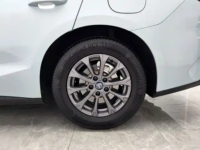 BYD Qin L — миниатюра 17
