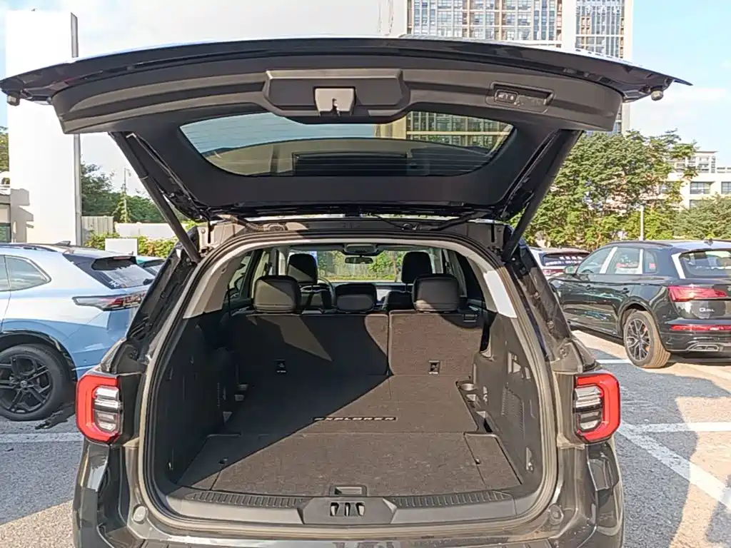 Ford Explorer — миниатюра 19