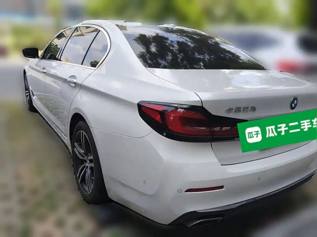 BMW 5 Series — миниатюра 25