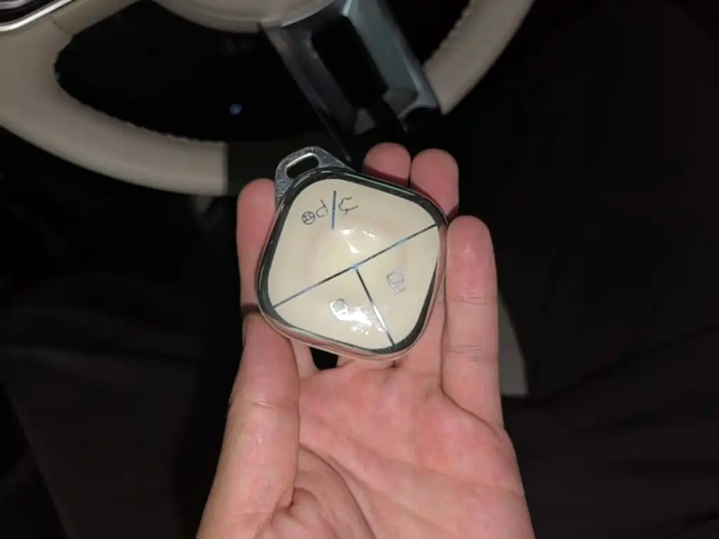 Baojun Yueye — миниатюра 9