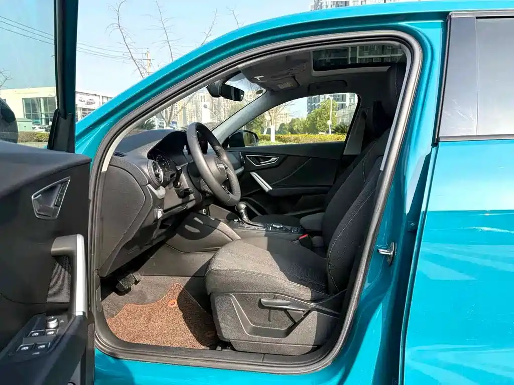 Audi Q2L — миниатюра 6
