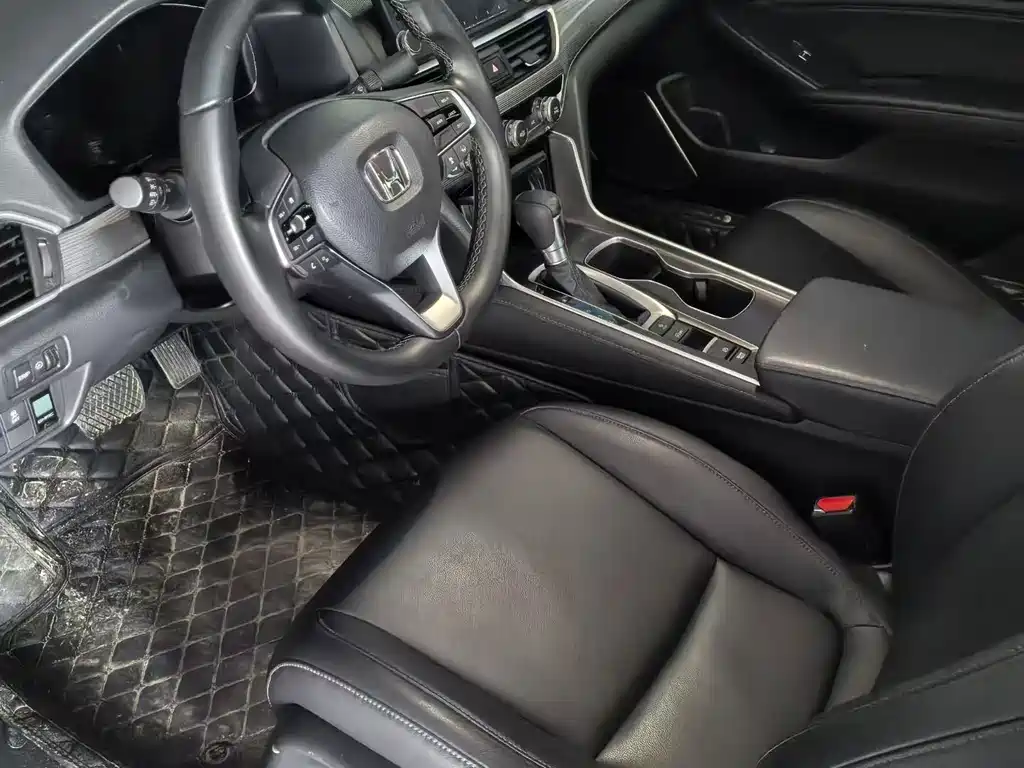 Honda Accord — миниатюра 7