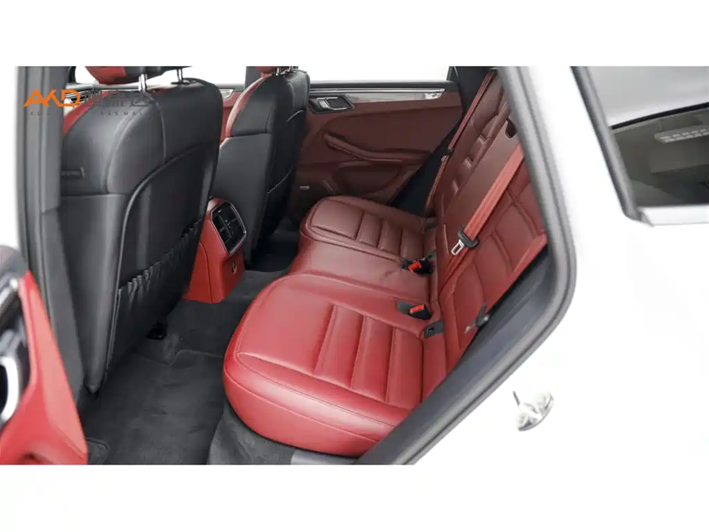 Porsche Macan — миниатюра 7