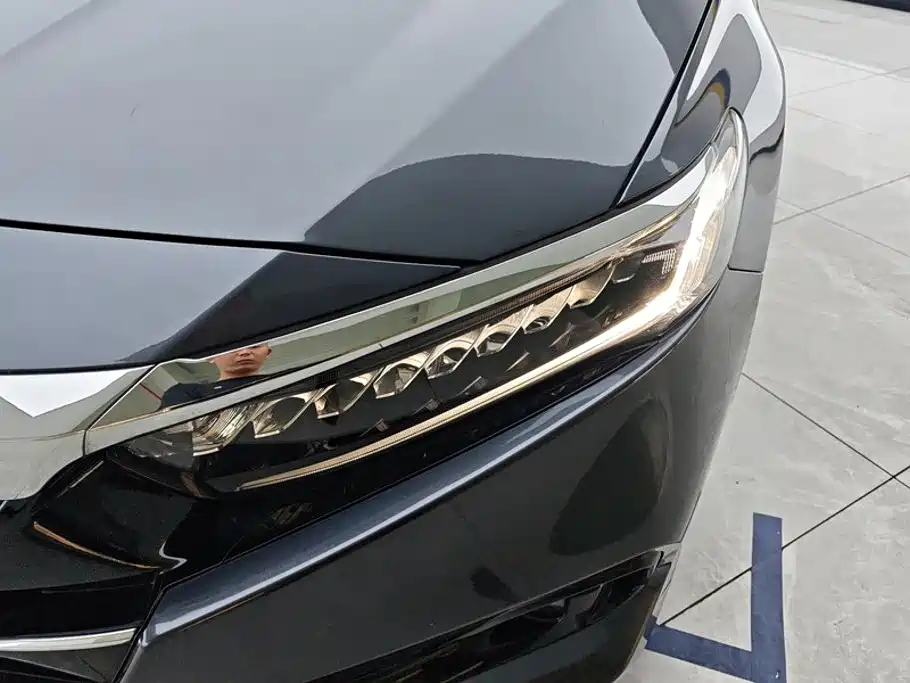 Honda Accord — миниатюра 5
